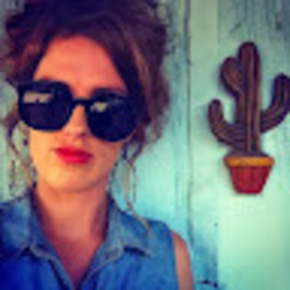 Meet your Posher, Acey - Picture 1 of 1